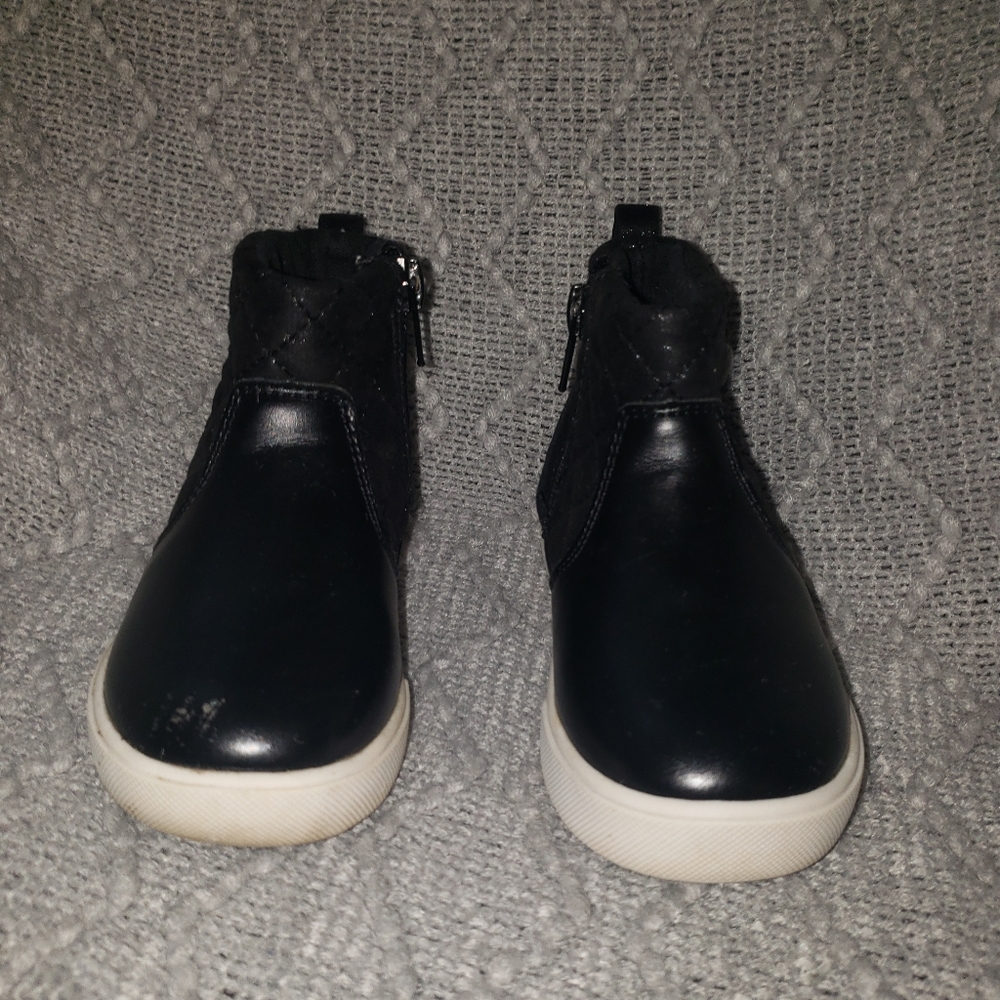 Osh Kosh Bgosh slip ons